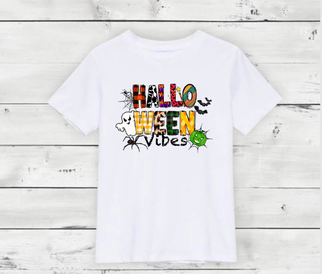 Halloween vibes kids T-shirt